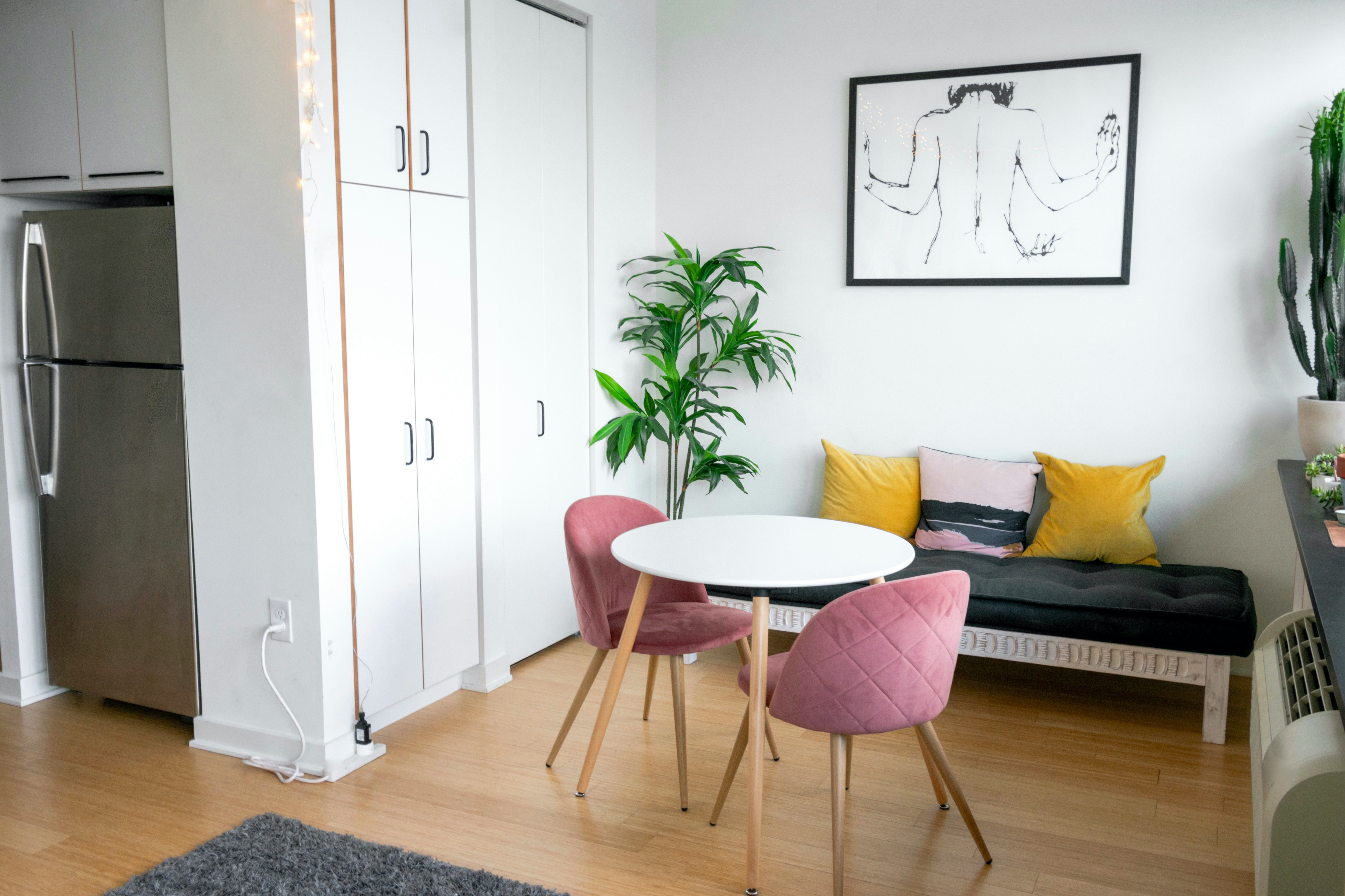 Rooms That Listen: Design Your Home for Easier Conversation and Calmer Ears