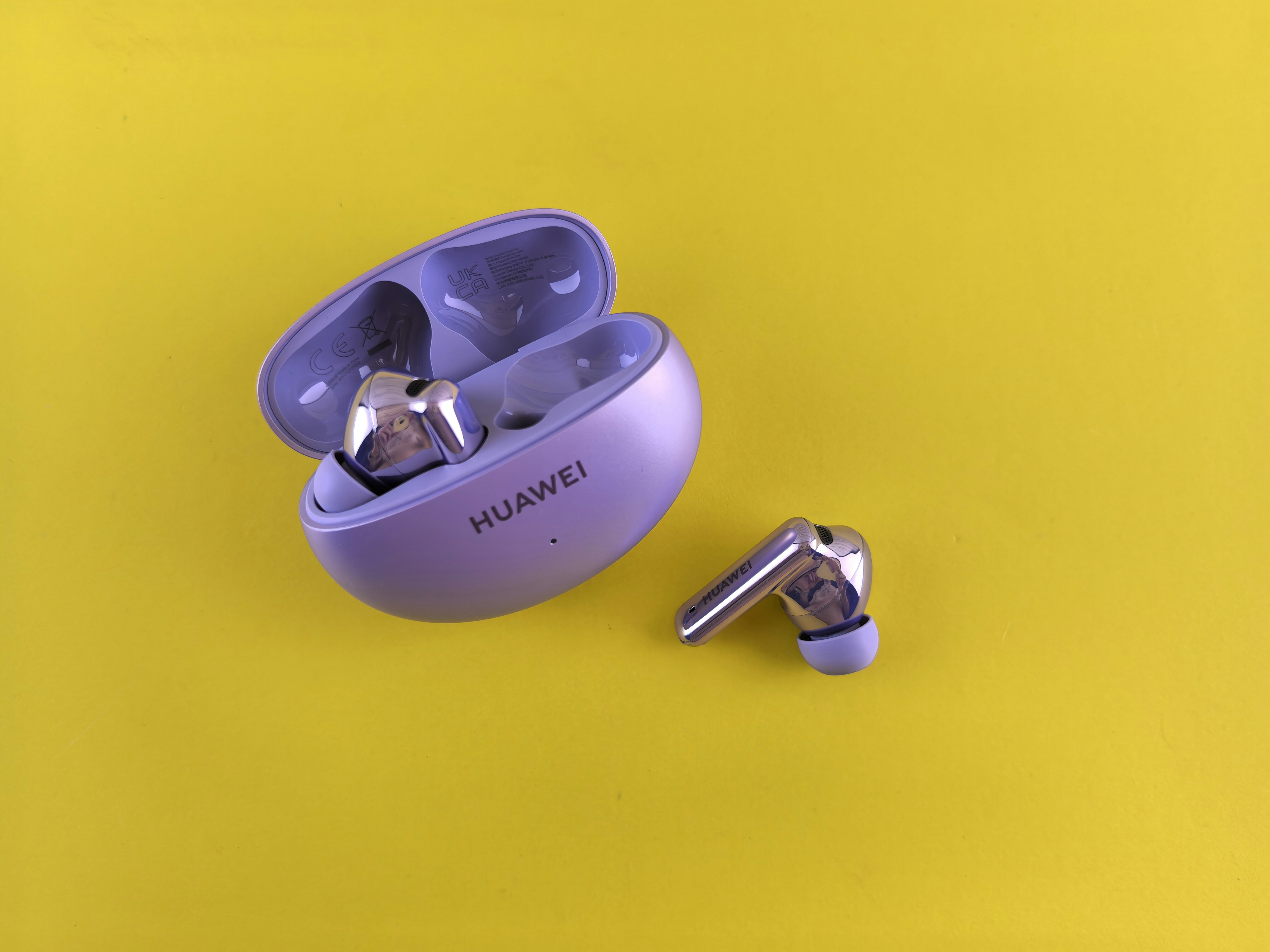 Earwax, Safely Solved: At‑Home Softeners, When to Flush, and When to See a Pro